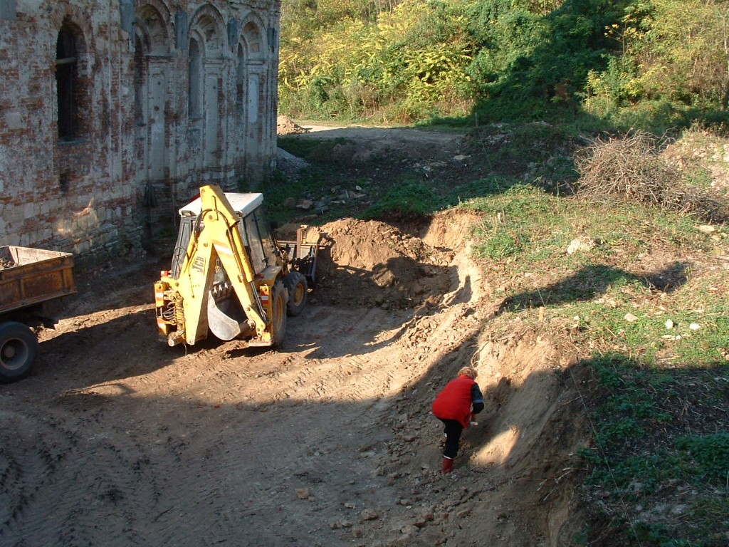 Фотографија из галерије Манастира Кувеждин, 2005 (13)